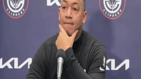 激战正酣！巴列卡诺vs皇家奥维耶多，西甲焦点对决，14胜11负悬而未决，不容错过的精彩专场！